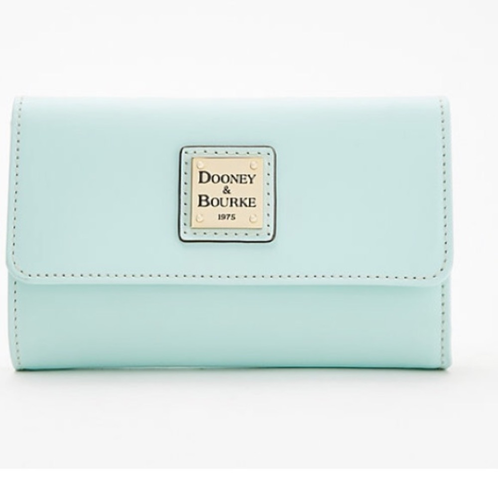 Dooney and Bourke Beacon leather wallet